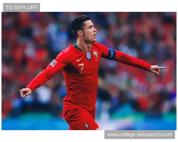 C罗帽子戏法力助球队翻盘，c罗的帽子戏法是怎么回事